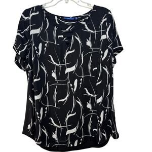 Apt 9 Black and White short sleeve blouse. Women’s Plus Size 0X